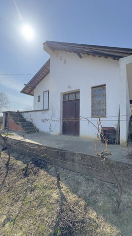 Eladó családi ház, Bátaszéken 11 M Ft, 1 szobás
