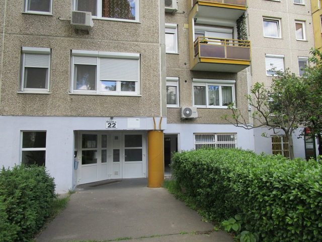 Kiadó üzlethelyiség, Budapesten, III. kerületben 95 E Ft / hó