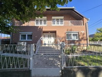 Eladó családi ház, Szentlőrincen 79.9 M Ft, 5 szobás