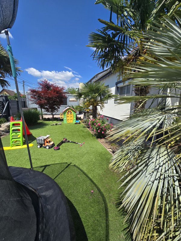 6 bed · 163m² · 124.900.000 ft