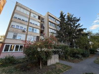 Eladó panellakás, Balassagyarmaton 32.5 M Ft, 2 szobás