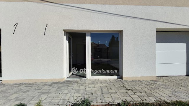 Eladó üzlethelyiség, Csornán 25.9 M Ft / költözzbe.hu