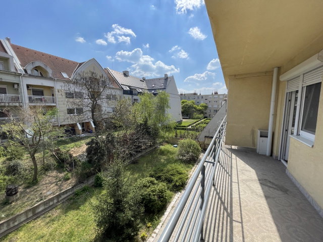 Eladó téglalakás, Debrecenben 85.99 M Ft, 3+1 szobás