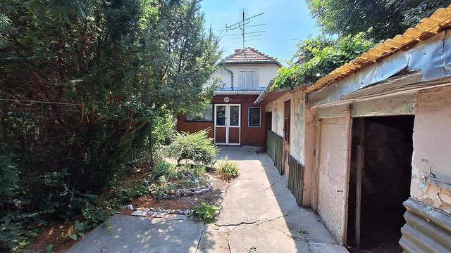 Eladó családi ház, Gödön 25.9 M Ft, 2 szobás