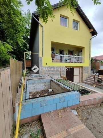 Eladó családi ház, Szigetszentmiklóson 78 M Ft, 5 szobás