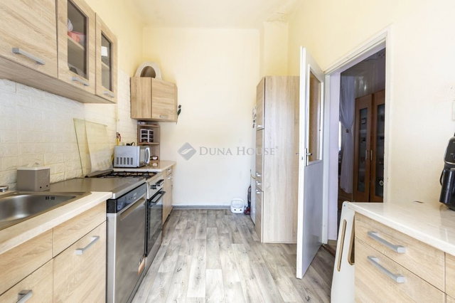 Eladó téglalakás, Budapesten, XX. kerületben 51.9 M Ft, 3 szobás