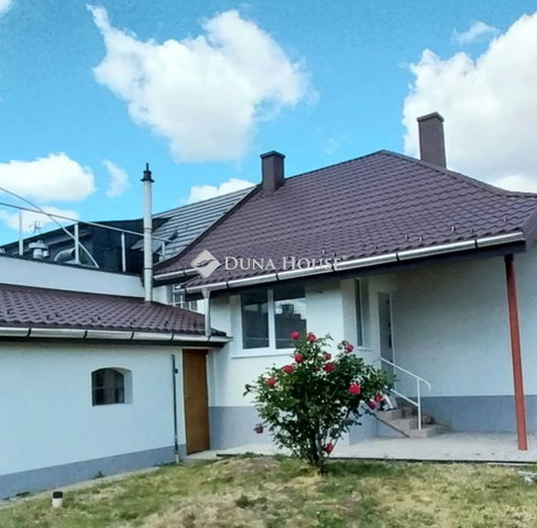 Kiadó családi ház, albérlet, Gyöngyösön 260 E Ft / hó