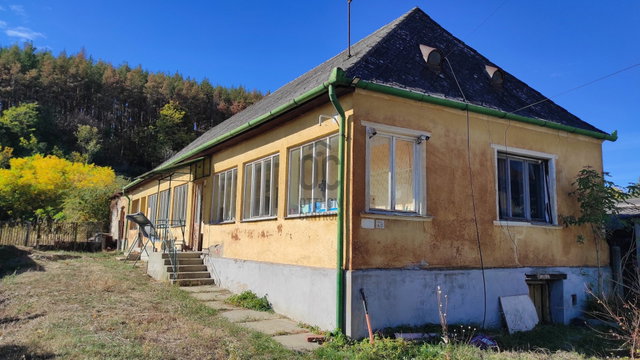 Eladó családi ház, Egerbocson 6 M Ft, 3 szobás