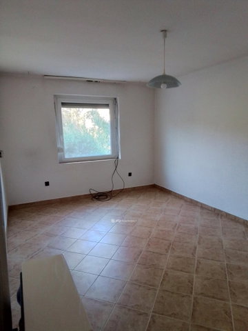 Eladó családi ház, Szabadszálláson 48.1 M Ft, 4 szobás