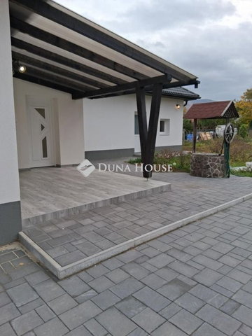 Eladó családi ház, Pásztón, Szőlőhegyi utcában 73 M Ft