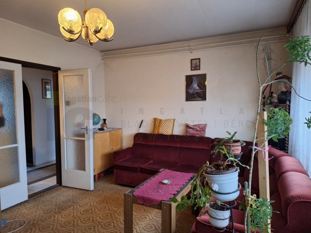 Eladó téglalakás, Szegeden, Bercsényi utcában 58 M Ft, 2 szobás