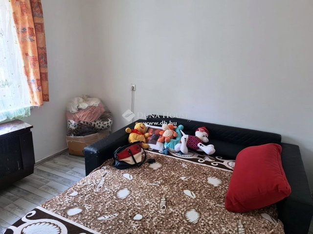 Eladó családi ház, Siófokon 68 M Ft, 3 szobás