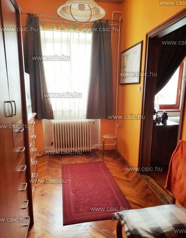Eladó családi ház, Budapesten, IV. kerületben 75.9 M Ft