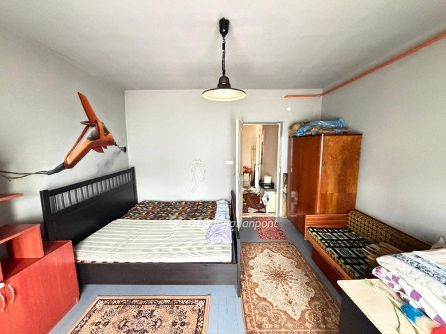 Eladó családi ház, Füzesabonyban 29.99 M Ft, 2 szobás