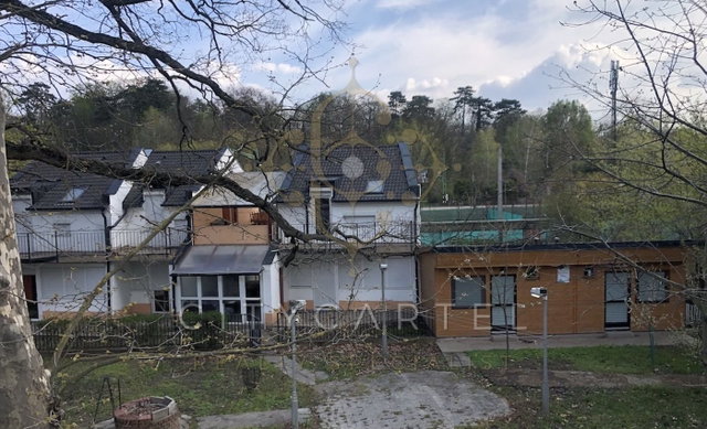 Eladó családi ház, Balatonszemesen 235.9 M Ft, 6+4 szobás