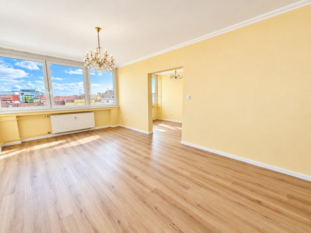 Eladó téglalakás, Debrecenben, Piac utcában 73.9 M Ft