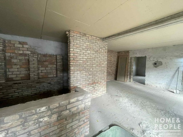 Eladó családi ház, Hódmezővásárhelyen 54.99 M Ft, 8 szobás