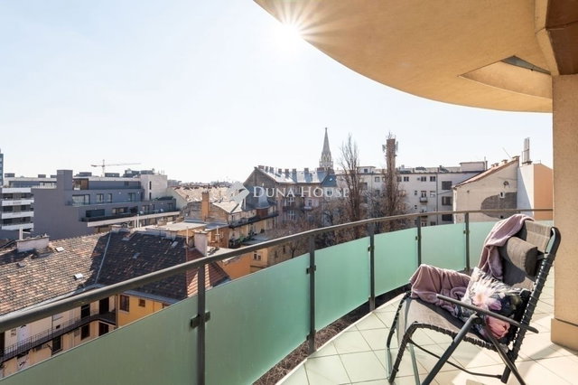 Eladó téglalakás, Budapesten, VIII. kerületben 130.68 M Ft