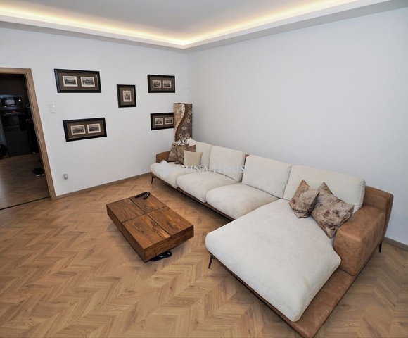 Eladó családi ház, Budapesten, IV. kerületben 92.9 M Ft