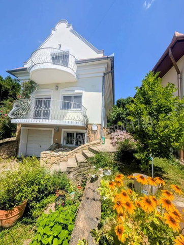 Eladó családi ház, Keszthelyen, Keringő utcában 98.4 M Ft