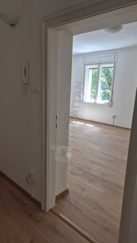 Kiadó téglalakás, albérlet, XII. kerületben, Bürök utcában