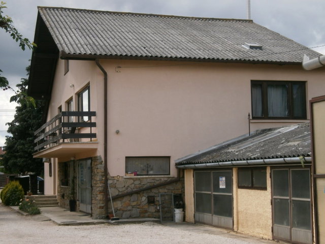 Eladó családi ház, Kapuváron 99.999 M Ft, 3 szobás