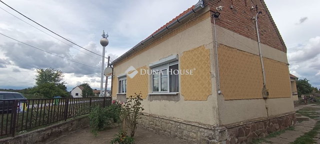 Eladó családi ház, Sumonyon 23.5 M Ft, 3 szobás