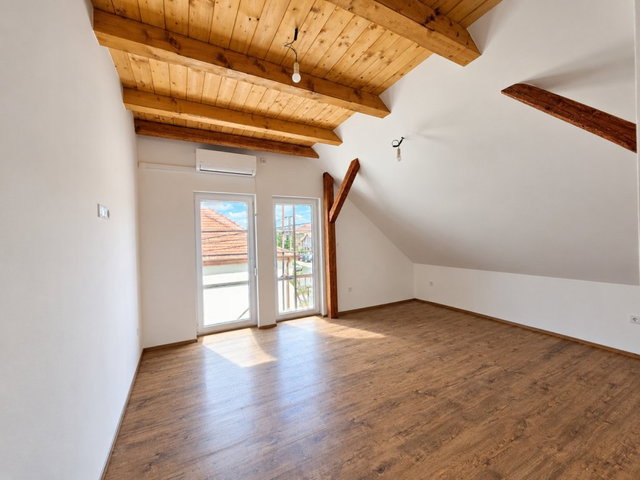 Kiadó téglalakás, albérlet, Adonyban 200 E Ft / hó, 1+1 szobás