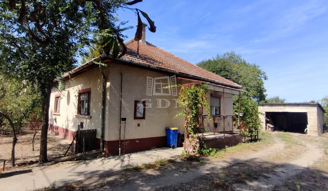 Eladó családi ház, Kecskeméten 78 M Ft, 3 szobás