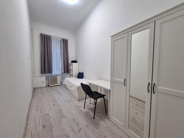 Kiadó téglalakás, albérlet, VI. kerületben, Vörösmarty utcában