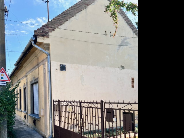 Eladó téglalakás, XIX. kerületben, Táncsics Mihály utcában