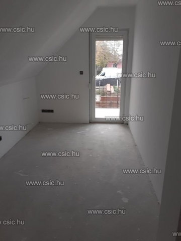 Eladó téglalakás, Budaörsön 108.2 M Ft, 3 szobás