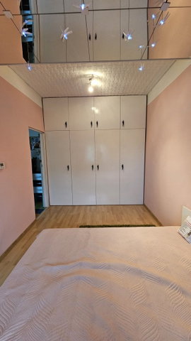Eladó téglalakás, Komlón 26.5 M Ft, 2 szobás