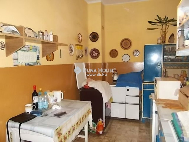 Eladó családi ház, Gyöngyösön, Dózsa György utcában