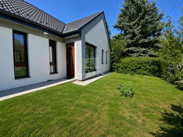 Eladó családi ház, Biatorbágyon 219 M Ft, 5 szobás