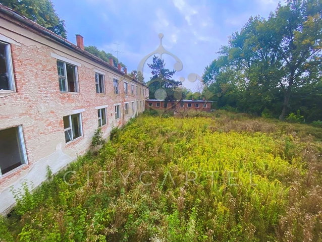 Eladó hotel, Lőrinciben 220 M Ft / költözzbe.hu