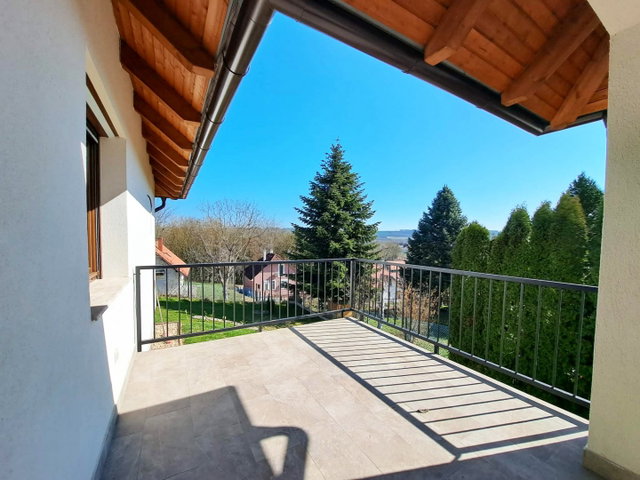 Eladó családi ház, Zalacsányon 149.5 M Ft, 4 szobás