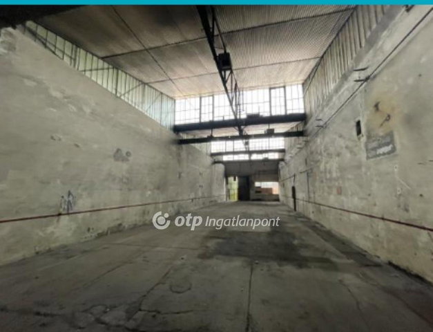 Eladó ipari ingatlan, Budapesten, XXI. kerületben 550 M Ft