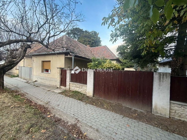 Eladó családi ház, Bicskén, Táncsics Mihály utcában 54.9 M Ft