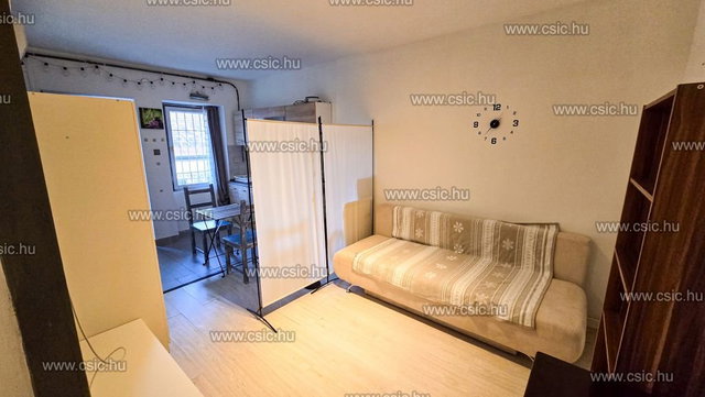 Eladó téglalakás, Budapesten, II. kerületben 89 M Ft, 1+1 szobás