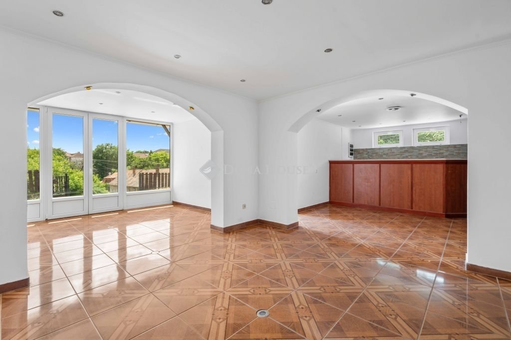 4 hálószoba · 148 m² · 59.990.000 Ft