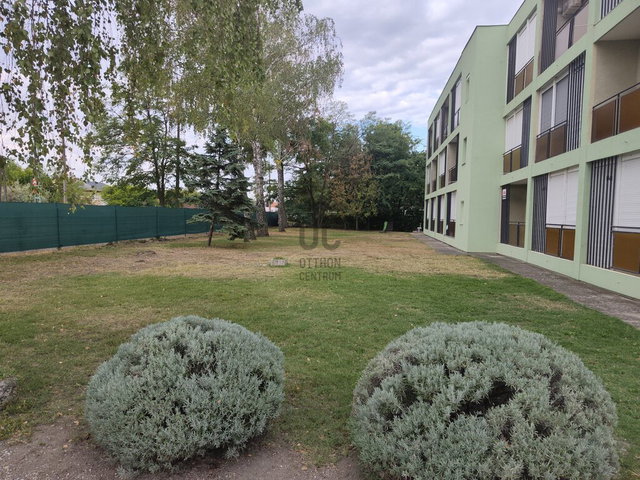 Eladó nyaraló, Balatonlelleén 38.5 M Ft, 1 szobás