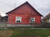 Eladó családi ház, Jászalsószentgyörgyon 13.5 M Ft, 4 szobás