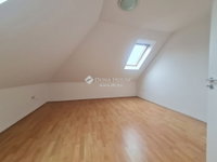 Eladó téglalakás, Badacsonytomajon 59.9 M Ft, 4 szobás