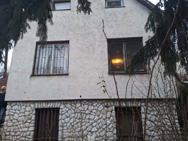 Eladó ikerház, Miskolcon, Ághegyen 6.5 M Ft, 4 szobás