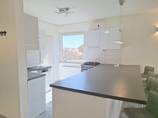 Eladó téglalakás, Budapesten, XVIII. kerületben 85.99 M Ft