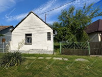 Eladó családi ház, Zámolyon 18.9 M Ft, 6 szobás