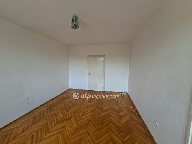 Eladó téglalakás, Hajdúböszörményen 43.9 M Ft, 2 szobás