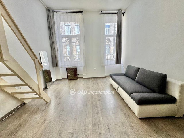 Eladó téglalakás, Budapesten, VIII. kerületben 43 M Ft, 1 szobás
