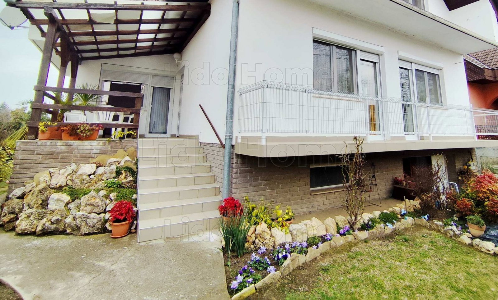 7 bed · 290m² · 185.000.000 ft